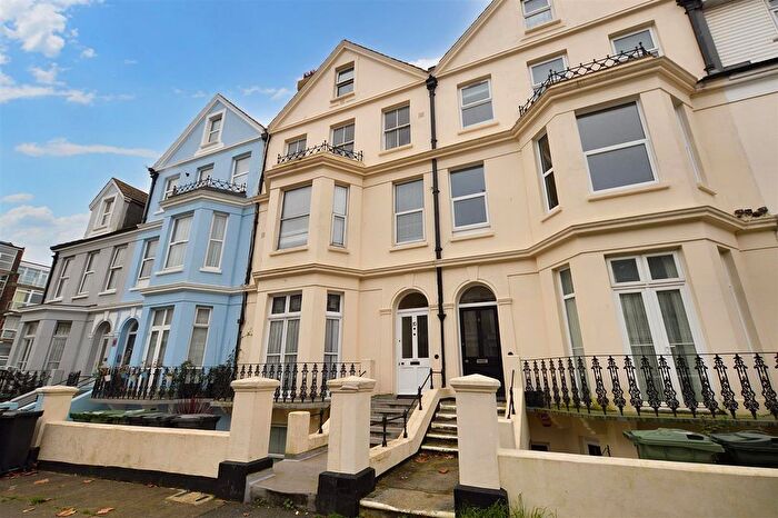 Studio To Rent In Enys Road, Eastbourne, BN21