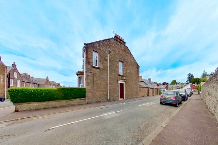 2 Bedroom Flat To Rent In Harley Street, Broughty Ferry, Dundee, DD5