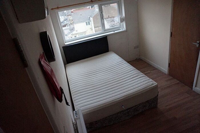Studio To Rent In Cardiff, CF14