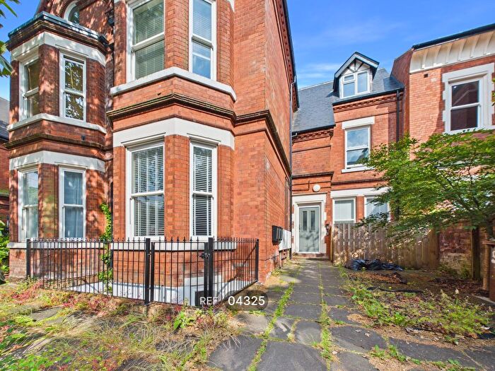 2 Bedroom Flat To Rent In Forest Road West, Arboretum, NG7