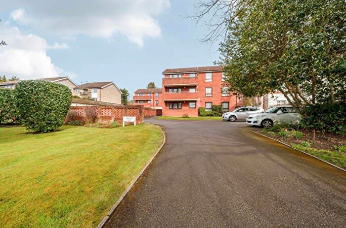 2 Bedroom Flat To Rent In Green Lane, Northwood, HA6
