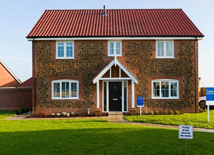 4 Bedroom Detached House For Sale In Cromer Road, Norfolk, Hunstanton, PE36