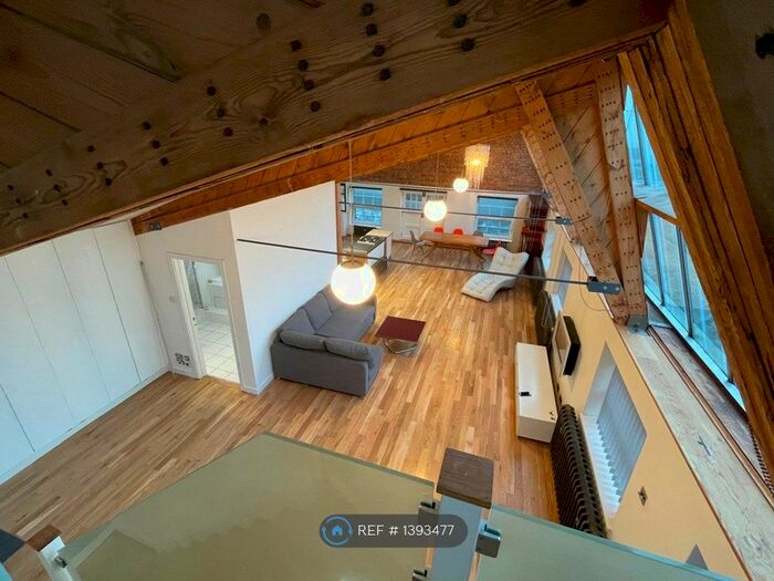 1 Bedroom Flat To Rent In Coach House Mews, London, SE1