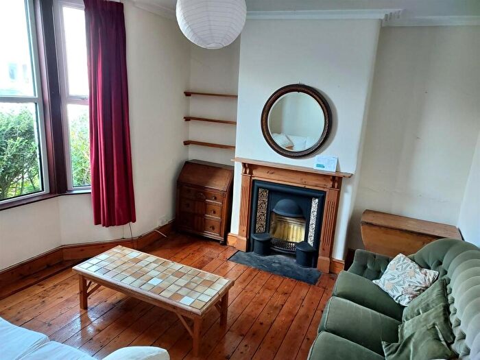 4 Bedroom House To Rent In Egerton Brow, Bristol, BS7