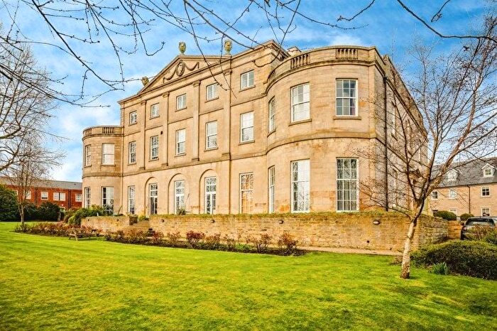 2 Bedroom Mews To Rent In Denison Hall, Hanover Square, Leeds, LS3