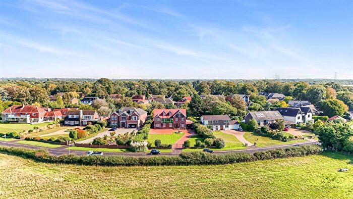 7 Bedroom Detached House For Sale In Hook Park Road, Warsash, SO31