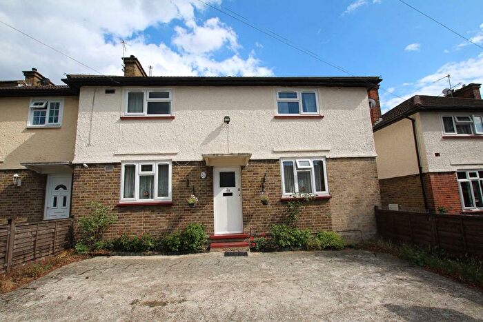 2 Bedroom Flat To Rent In Townholm Crescent, Hanwell, W7