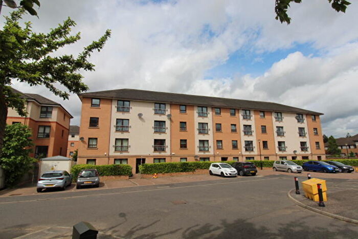 2 Bedroom Flat To Rent In Waldo Street, Anniesland, G13