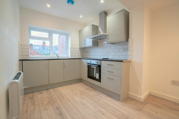 1 Bedroom Flat To Rent In Fleetwood Road, Leicester, LE2