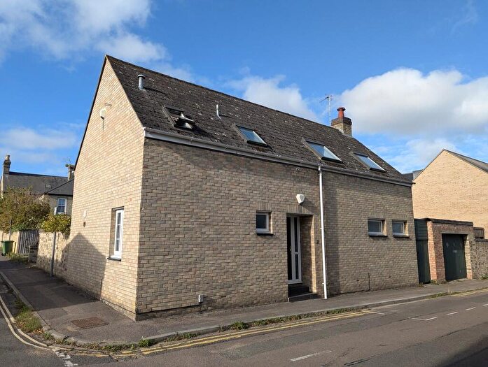 4 Bedroom Detached House For Sale In Westfield Lane, Cambridge, CB4