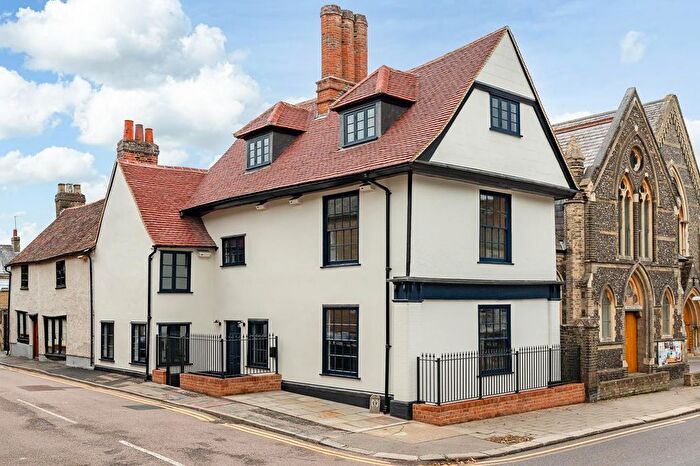 4 Bedroom Property For Sale In Cowbridge, Hertford, SG14