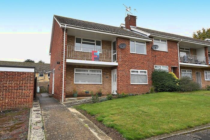 2 Bedroom Maisonette To Rent In Mostyn Road, Maidstone, ME14