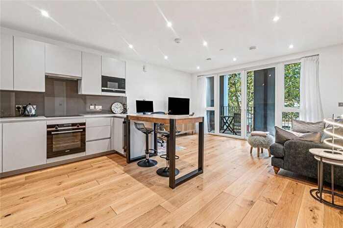 1 Bedroom Flat For Sale In Shirland Road, London, W9
