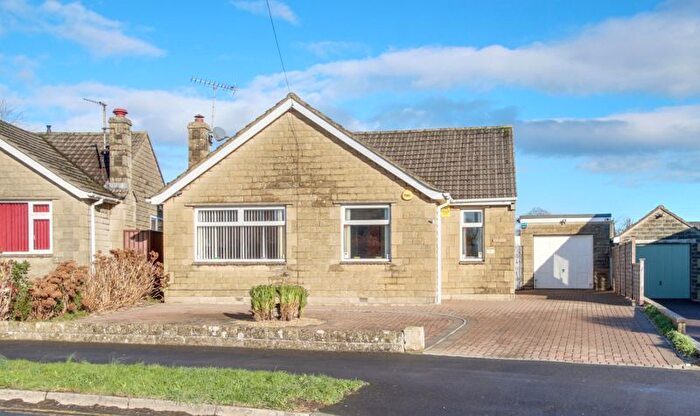 3 Bedroom Detached Bungalow To Rent In Delamere Road, Trowbridge, BA14