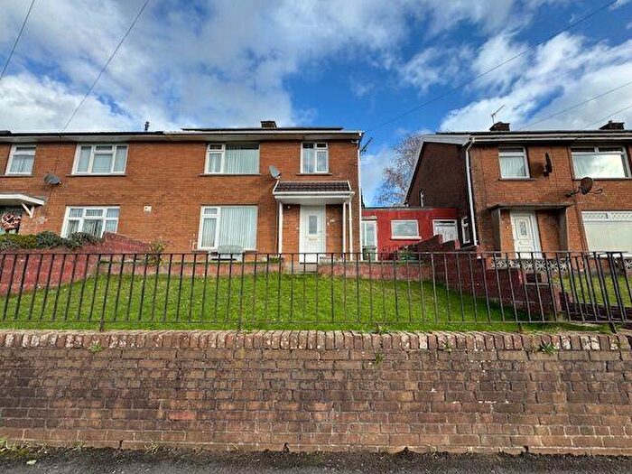 3 Bedroom Semi Detached House For Sale In Glan Ffrwd, Caerphilly, CF83