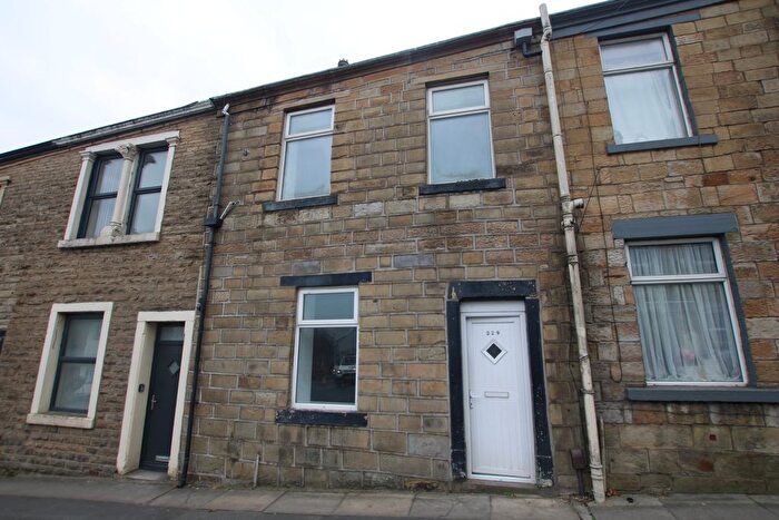 3 Bedroom Terraced House To Rent In Union Road, Oswaldtwistle, Accrington, BB5