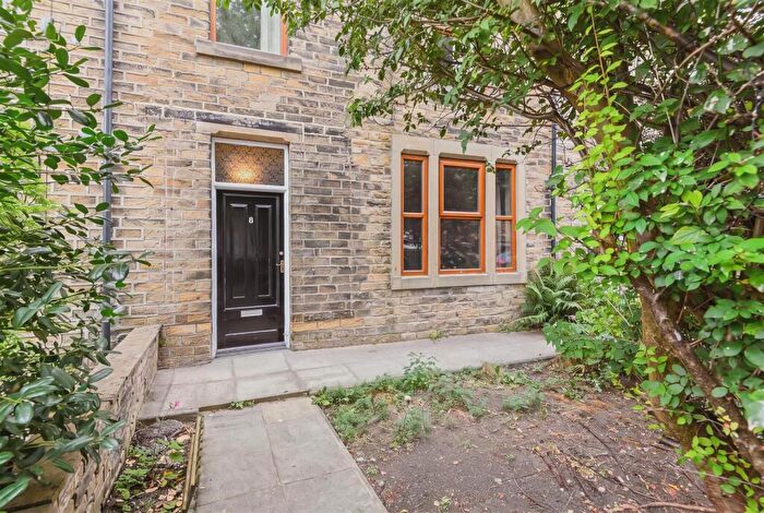 4 Bedroom Terraced House For Sale In East View, New Road, Luddenden, Halifax, HX2