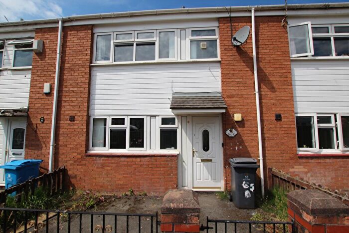 3 Bedroom Terraced House For Sale In Dursley, Whiston, L35