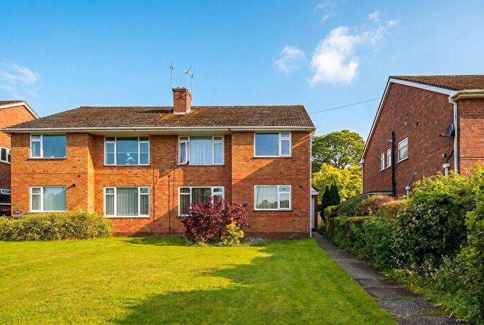 2 Bedroom Maisonette For Sale In Yardley Wood Road, Shirley, B90