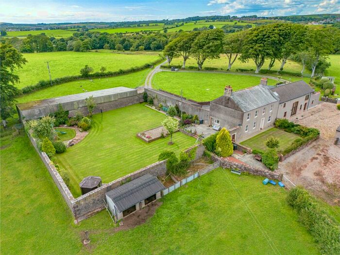 4 Bedroom Link Detached House For Sale In Scalelands Farm, Parkside, Cleator Moor, Cumbria, CA25