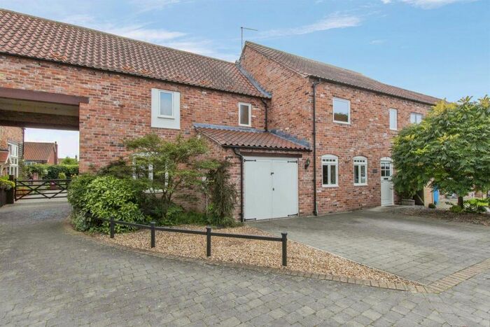 4 Bedroom Character Property For Sale In Everton Sluice Lane, Doncaster, DN10