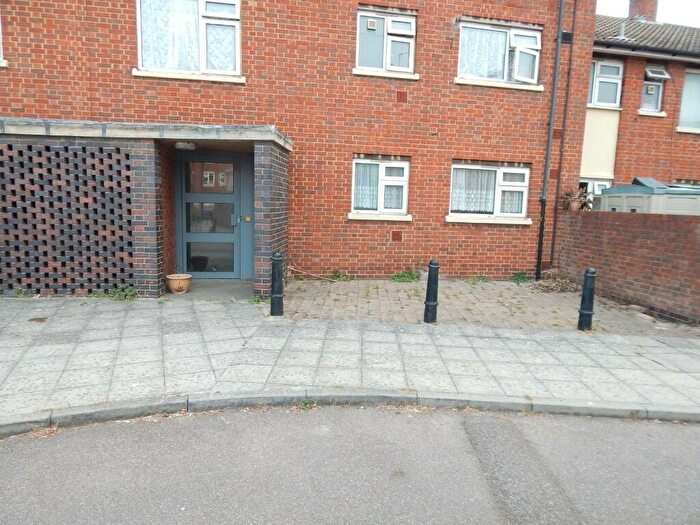1 Bedroom Flat For Sale In Kings Head Street, Harwich, Essex, CO12