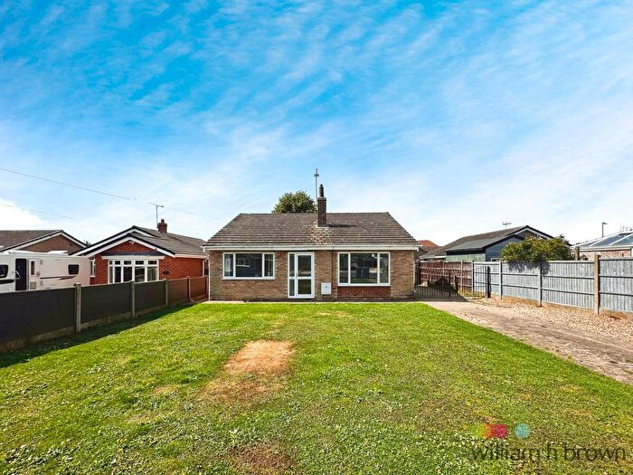 3 Bedroom Detached Bungalow To Rent In Oakfield, Saxilby, Lincoln, LN1