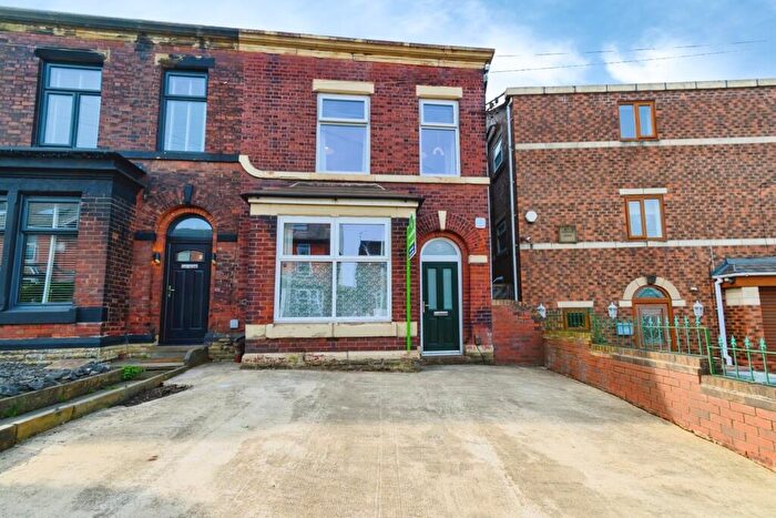 4 Bedroom End Of Terrace House For Sale In Outwood Road, Radcliffe, Manchester, Greater Manchester, M26