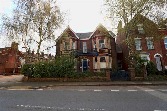 4 Bedroom Semi-Detached House To Rent In Old Tiverton Road, Exeter, EX4