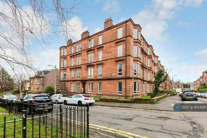 3 Bedroom Flat To Rent In Dennistoun, Glasgow, G31