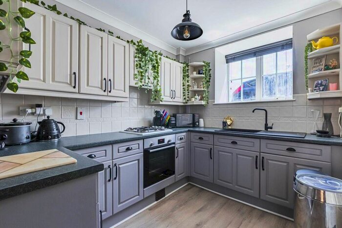 2 Bedroom Terraced House To Rent In Mulberry Court, Old Town, HP1