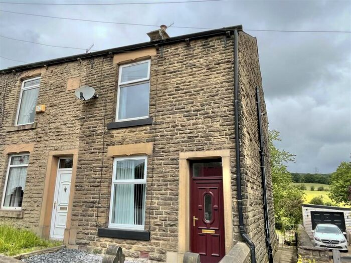 2 Bedroom Semi-Detached House To Rent In Mottram Moor, Mottram, Hyde, SK14