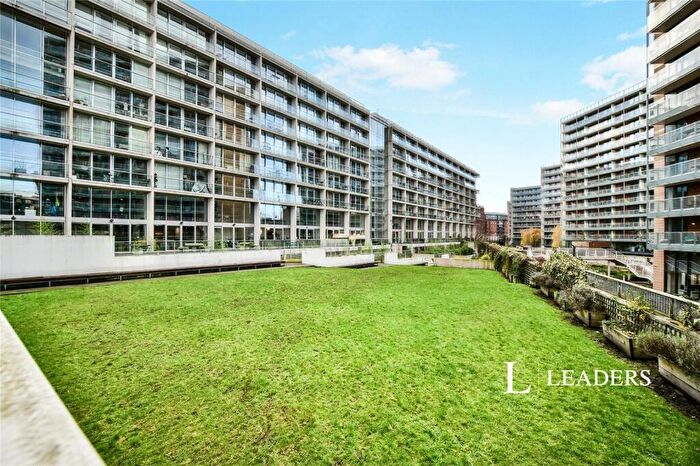 2 Bedroom Flat To Rent In Timber Wharf, Worsley Street, Manchester, M15