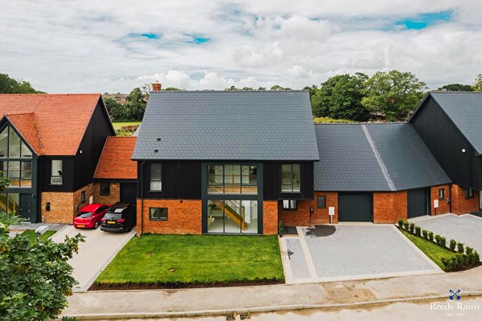 4 Bedroom Detached House For Sale In Fernfield Lane, Hawkinge, Folkestone, Kent, CT18