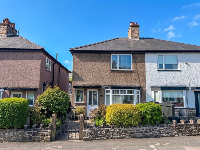 3 Bedroom Semi Detached House For Sale In Lightwood Road, Buxton, SK17