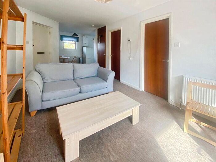 1 Bedroom Apartment For Sale In Christchurch Street, Cambridge, Cambridgeshire, CB1