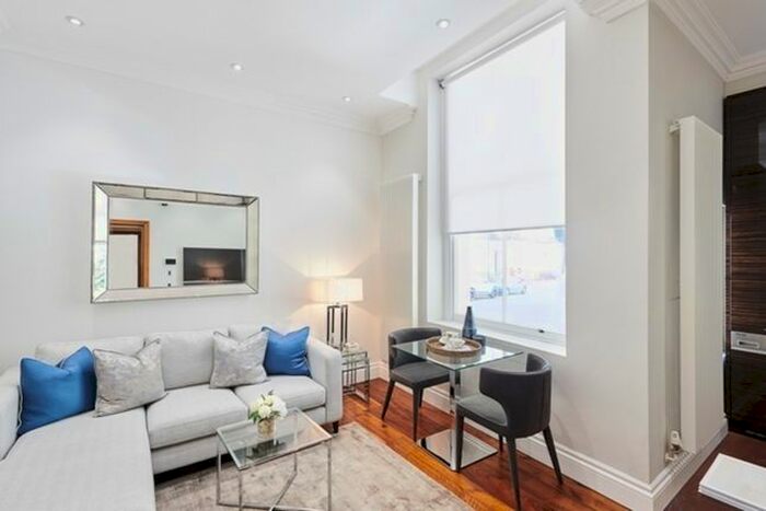 1 Bedroom Flat To Rent In Kensington Gardens Square, London, W2