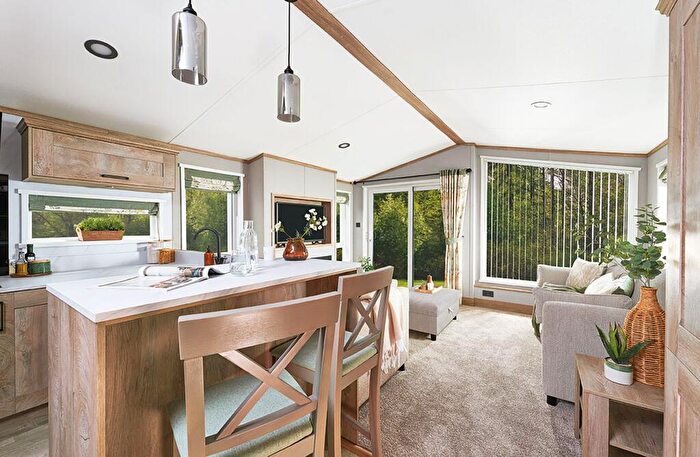 2 Bedroom Lodge For Sale In Stixwould Road, Woodhall Spa, LN10