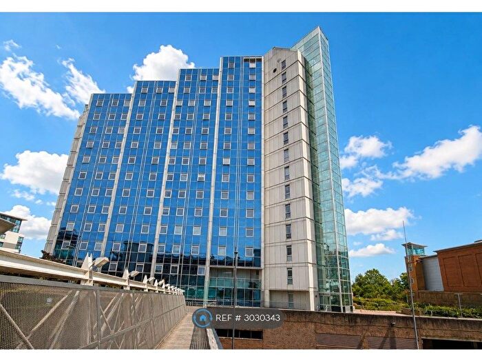 1 Bedroom Flat To Rent In Churchill Place, Basingstoke, RG21