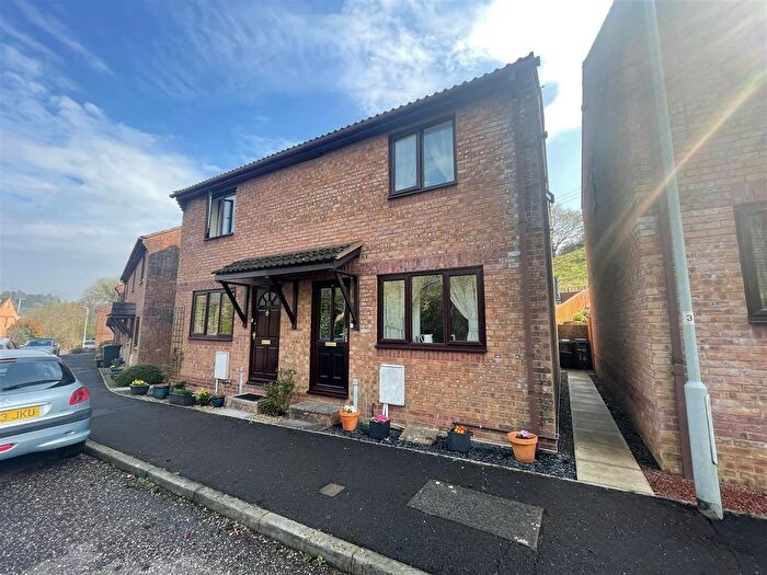 2 Bedroom Semi Detached House For Sale In Weavers Close, Crewkerne - Allocated Parking, TA18