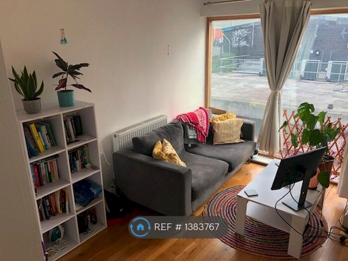 1 Bedroom Flat To Rent In Lower Marsh, London, SE1