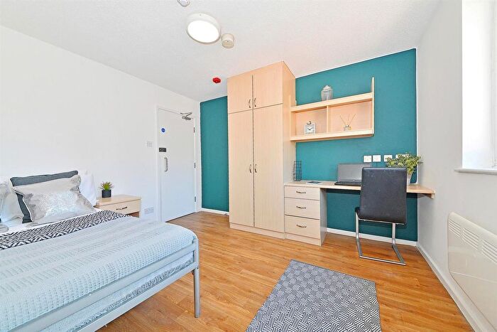1 Bedroom Flat To Rent In Dantzic Street, Manchester, M4