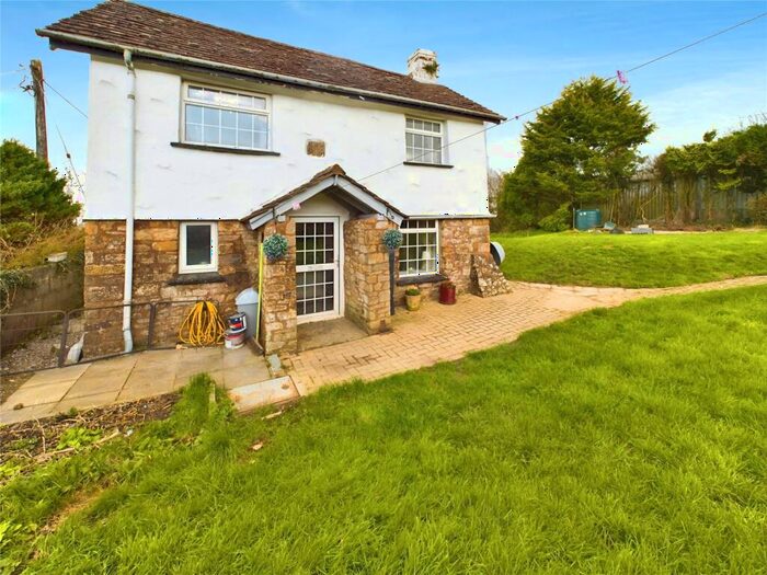 2 Bedroom Detached House For Sale In Beaworthy, Devon, EX21