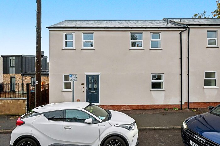 2 Bedroom Semi Detached House For Sale In Fox Street, Gillingham, ME7