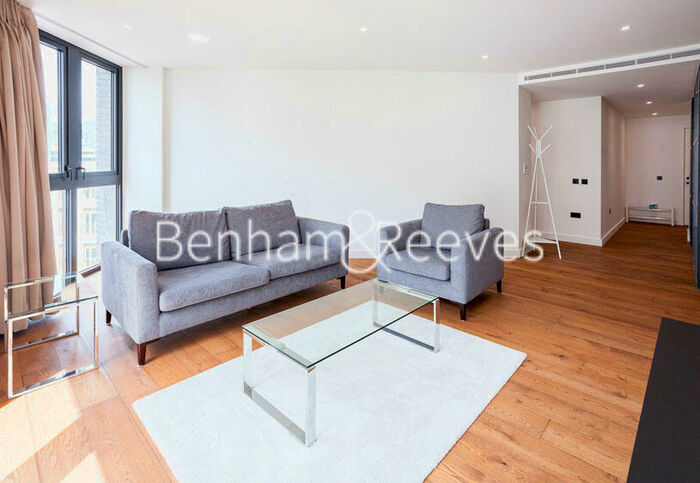 2 Bedroom Apartment To Rent In Emery Way, London, E1W