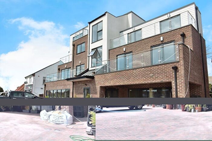 2 Bedroom Flat To Rent In Blackfen Road Sidcup, DA15