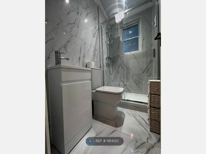 Studio To Rent In Hospital Studio, Brighton Kemptown, BN2