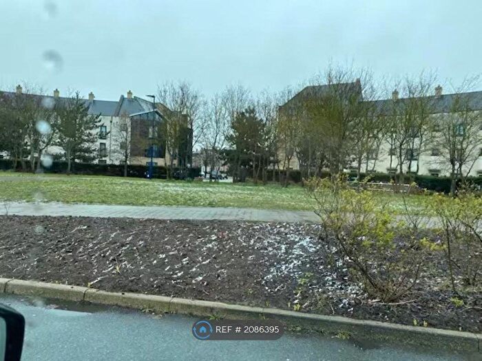 2 Bedroom Flat To Rent In Circus Drive, Cambridge, CB4