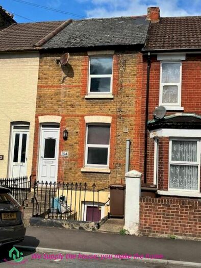 3 Bedroom Terraced House To Rent In King Street, Gillingham, ME7