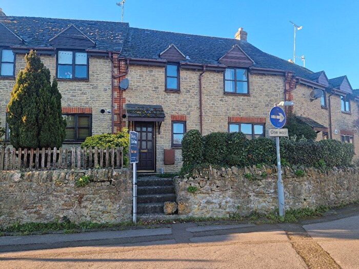 2 Bedroom Terraced House For Sale In Blissett Terrace, Bromsgrove, Faringdon, Oxfordshire, SN7